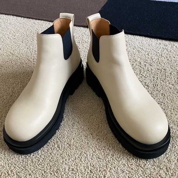 Track Outsole Leather Ankle Boots Size 8 - Picture 9 of 17